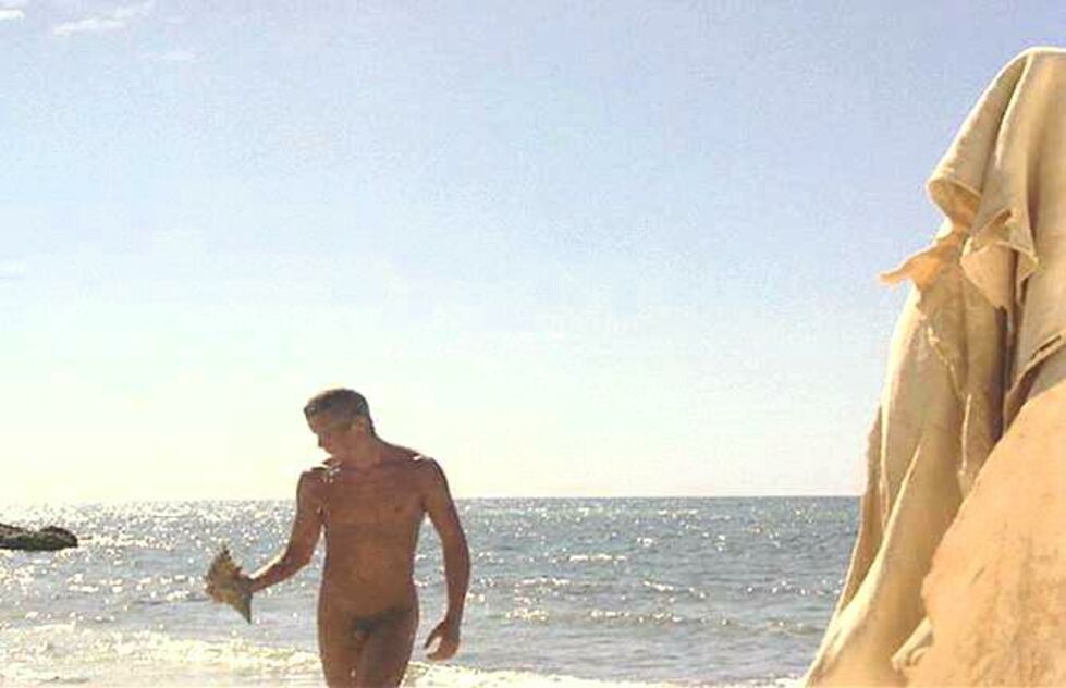 Chris Atkins89-naked on beach.jpg