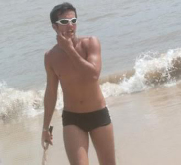 hustonstreetspeedo.jpg