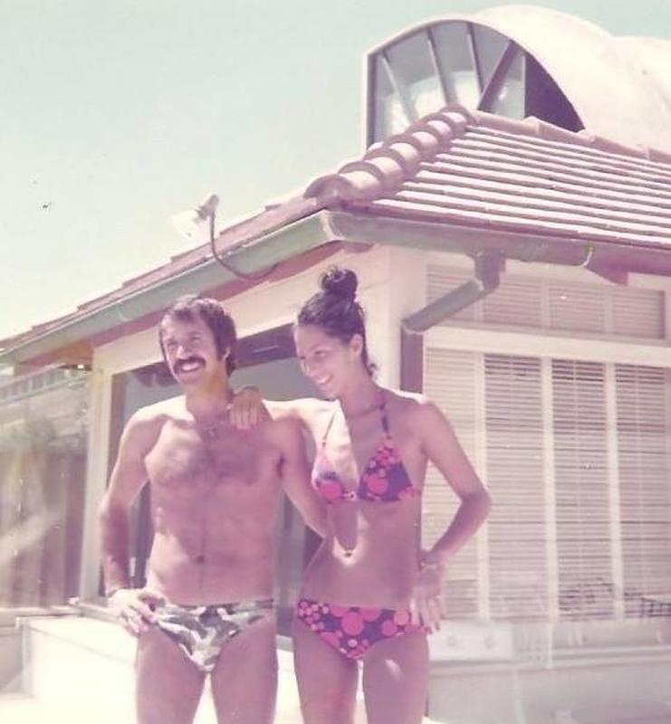 Sonny_and_Cher_speedo_bikini_1972.jpg