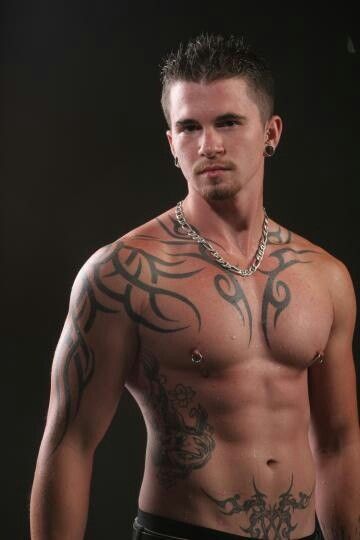 240022c814b2ce77e0e17507715e07c7--tribal-sleeve-tattoos-tribal-tattoos-for-men.jpg