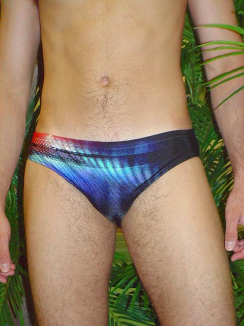 Speedo-multi-front.jpg